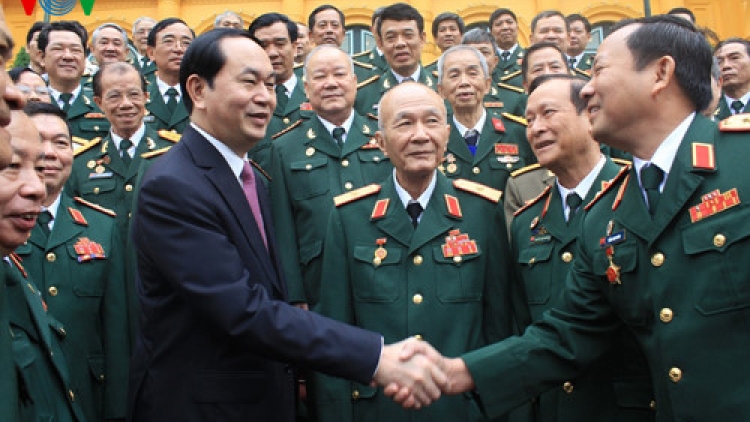 Chủ tịch k’tiếc k’ruung Trần Đại Quang tr’lưm lâng zâp lang cán bộ Cục tác chiến, Bộ Tổng tham mưu