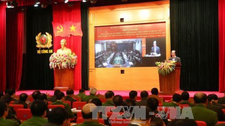 Đảng uỷ Công an Trung ương bhrợ têng học tập, lêy cha’mêết Nghị quyết Trung ương 4 khoá 12