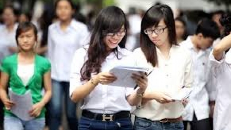 Nhăn boóp p’rá ooy xa nay tuyển sinh đại học, cao đẳng c’bhúh ngành pa choom giáo viên c’moo 2017