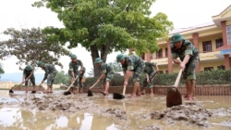 Quảng Bình: Bộ đội zúp zooi đhanuôr pa liêm râu boo đhí đớc lơi