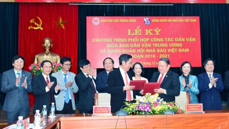 Pa zum bh’rợ bhlưa Ban P’too moon đha nuôr Trung ương lâng Đảng đoàn Hội Nhà báo Việt Nam cr’chăl 2016-2021