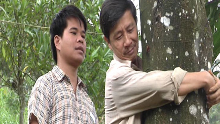T’bhlâng ặt bhrợ padưr lâng t’nơơm quế