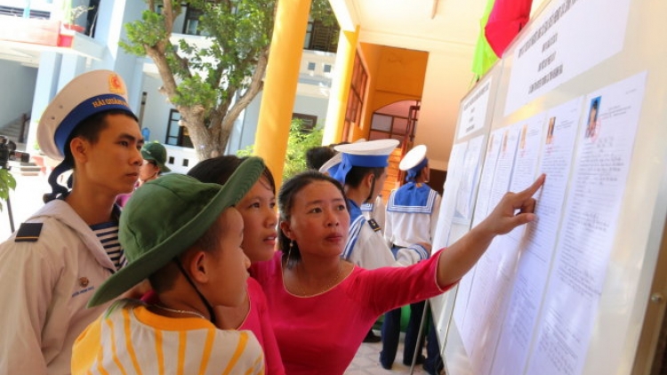 Trường Sa nắc ơy ra’văng moót t’ngay bầu cử đấh​