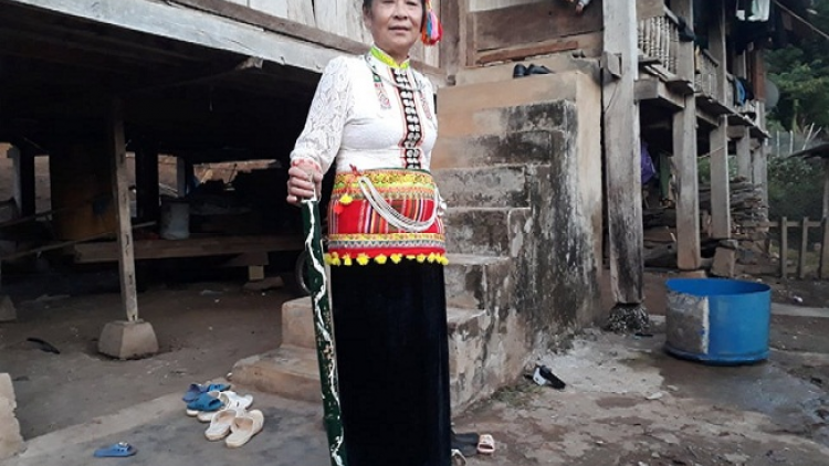 P’căn Phớ lứch loom lâng bh’rợ zư lêy văn hoá đhanuôr Kháng