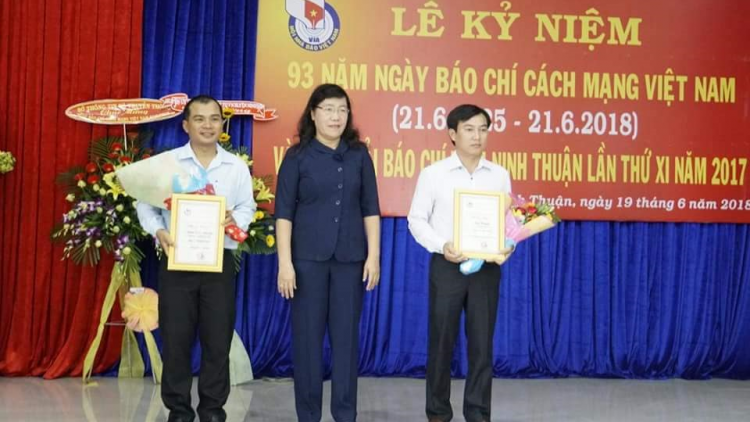Ninh Thuận: Apêê nhà báo Chăm lứch loom lâng bh’rợ