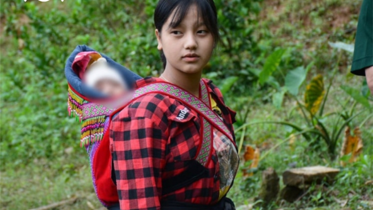 C’lâng bh’rợ đoọng pa xiêr đhr’năng tr’bơơn tơợ dzợ p’niên k’tứi lâng tr’pay lâng ma nuyh coh k’bhuh xoọng