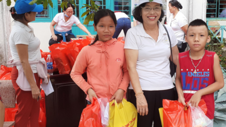 Đà Nẵng: Đơơng trung thu tước p’niên đha rựt, p’niên ma nuyh Cơ Tu