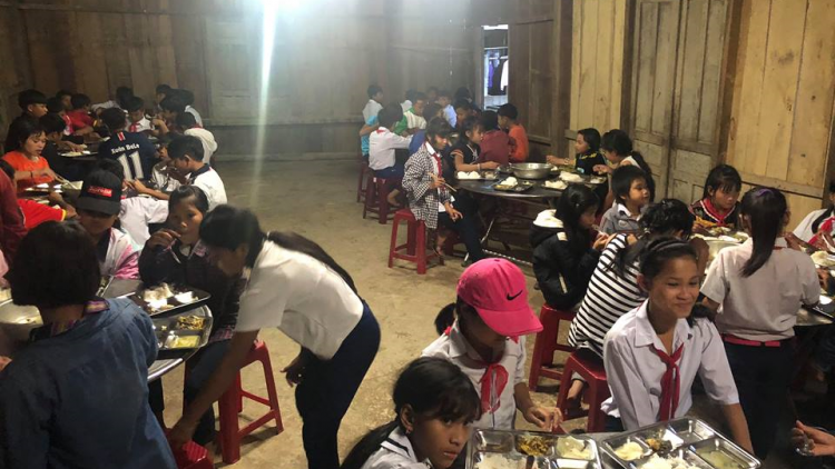 Nhâm mâng chr’na đha nắh ha học sinh zr’lụ da ding k’coong
