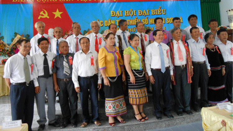 Lưm ma nuýh grơơ k’rơ đhanuôr Hre penh p’tộ bhuông păr Mỹ