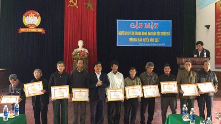 Pa dưr bh’rợ chr’nắp âng t’coóh vel, trưởng vel, ma nứih chr’nắp cóh Phước Sơn