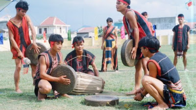Zư lêy văn hoá chiing goong Bhnoong Phước Sơn