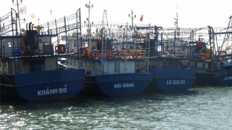 Đợ bha ar xrặ: Bhuông n’căr nam 67: Bhuông ga măc, râu bil hư bâc.Bha ar xrặ: Râu căh liêm choom ơy ta moon tơợ l’lăm