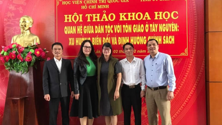 Pân đil cóh vel đông k’coong ch’ngai băr dzang zi lấh zr’nắh k’đhạp