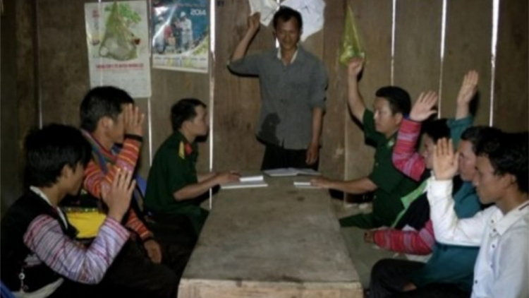 26 vel ma nưih Mông coh Mường Lát âi vêy đảng viên