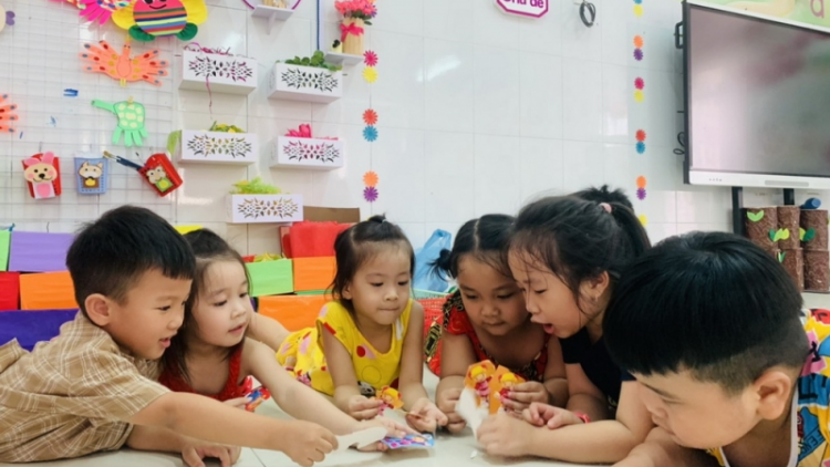 Đà Nẵng: Bâc chính sách zooi học sinh c’moo học t’mêê