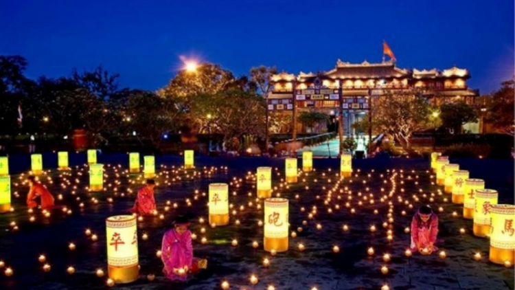 Phố hi dưm Hoàng Thành Huế gr’hoót đợc đhị lướt lêy chi ớh cóh Huế chr’nắp pr’hay bêl hi dưm