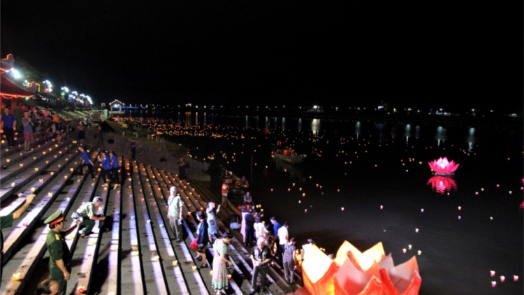 Du lịch ma bhưy chr’nắp hi dưm c’xêê 7 đhị tỉnh Quảng Trị