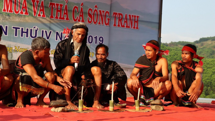 Chr’nắp liêm bhiệc bhan zước boo cóh k’ruung Tranh