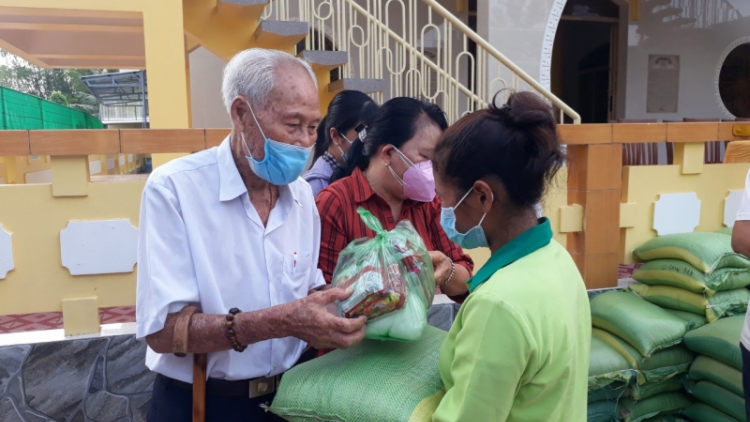 T’coóh Trần Cang-Manứih t’coóh t’ha tất lang bhrợ từ thiện
