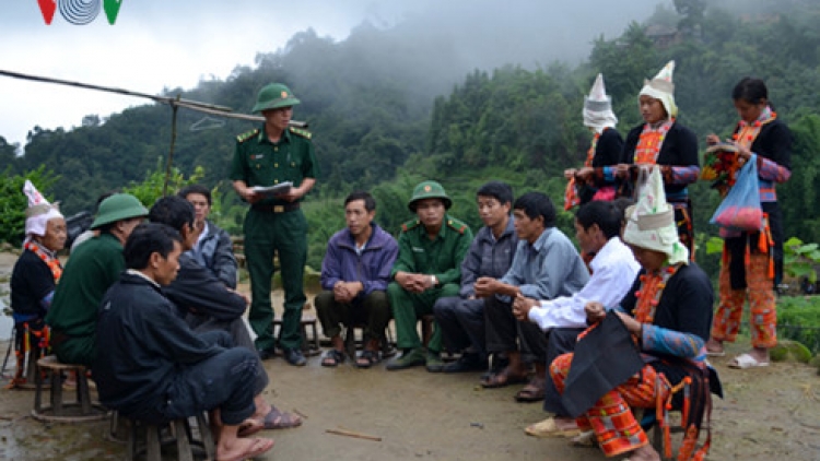 Đợ t’nơơl cr’lặ mamông cóh zr’lụ k’noong k’tiếc n’đắh Bắc Lai Châu.