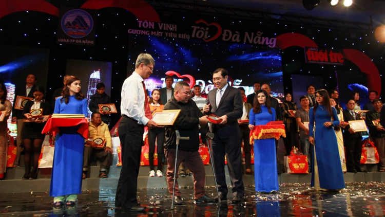 Ma nứih khúch goo grơơ nhool coóp ma nứih  mốp lệt