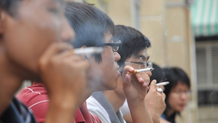 Bấc đhanuôr đhị da ding k’coong dzợ lóih lâng đhr’năng âm hót