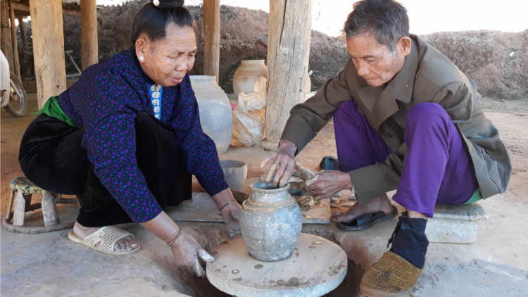 Bh’rợ bhrợ pr’đươi k’ool ty đanh đhị Mường Chanh, Sơn La