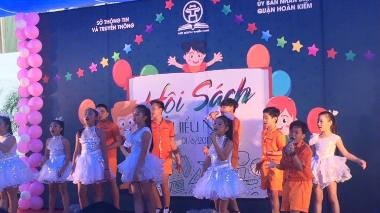 Bấc bh’rợ pr’hay chr’nắp đhị Hội sách p’niên 2017