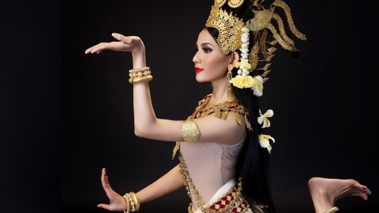 Bấc bh’rợ hơnh déh Bhiệc bhan Sen Dolta âng đha nuôr Khmer