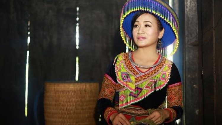 Ca nhạc: NSND VI HOA- HỌA MI CỦA NÚI RỪNG TÂY BẮC