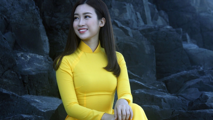 ĐÀN BẦU_ HOA HẬU VIỆT NAM ĐỖ MỸ LINH