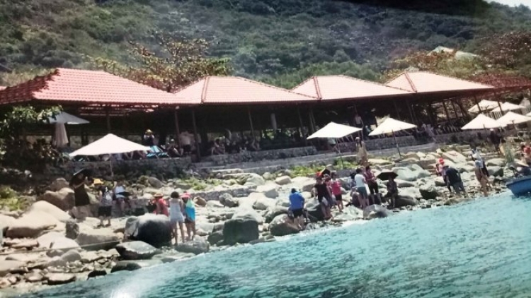 Khánh Hoà: Bộ đội Biên phòng bhrợ têng bấc công trình đhị zr’lụ zư lêy Hòn Mun