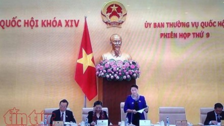 Bhrợ têng pr’họp g’luh 9 Uỷ ban Thường vụ Quốc hội