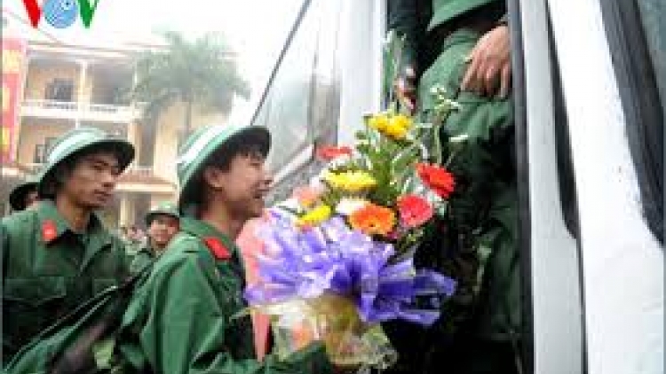 Lêy bhrợ têng liêm bh’rợ t’pấh, chớih pay, t’đang apêê lướt bộ đội c’moo 2017