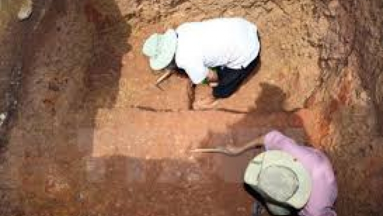 Quảng Ngãi: Bhrợ têng bh’rợ pếch lêy đơớh hân tháp Núi Bút