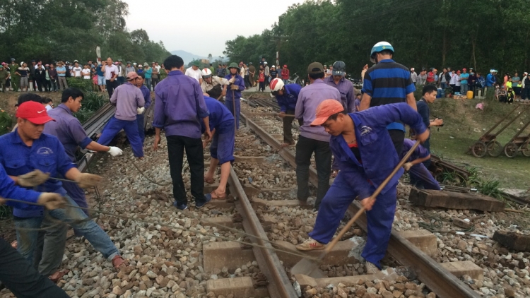 Thừa Thiên Huế: T’bhlâng đơơng âng t’mooi cóh ha dum