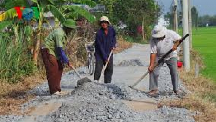 Quảng Nam: T’bhlâng bhrợ k’rơ bh’rợ bhrợ têng c’lâng bê tông cóh bhươl cr’noon