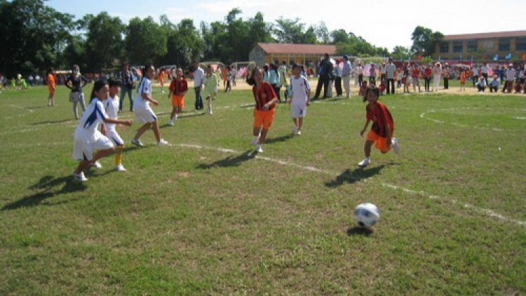 FIFA lâng UEFA zooi pa dưr bóng đác đhanuôr đhị Thừa Thiên Huế