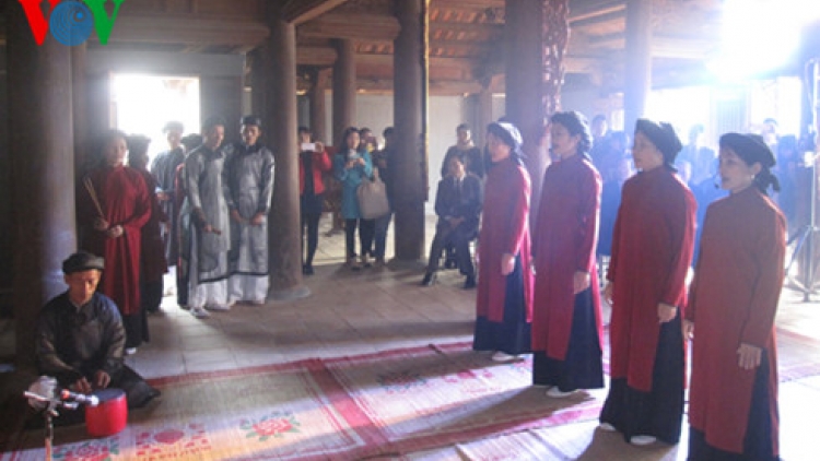Zư lêy pa dưr rau chr’nắp âng Hát Xoan Phú Thọ