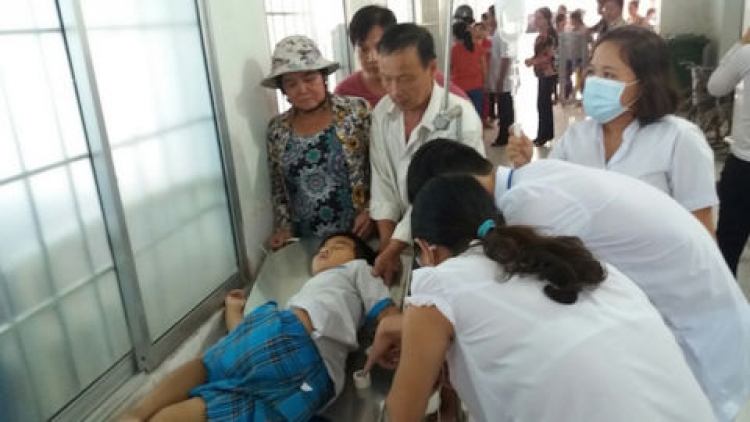 Nghệ An: 37 a chau boọl ch’na tơợ p’lêê ngô đồng cóh Quỳ Châu âi glúh viện
