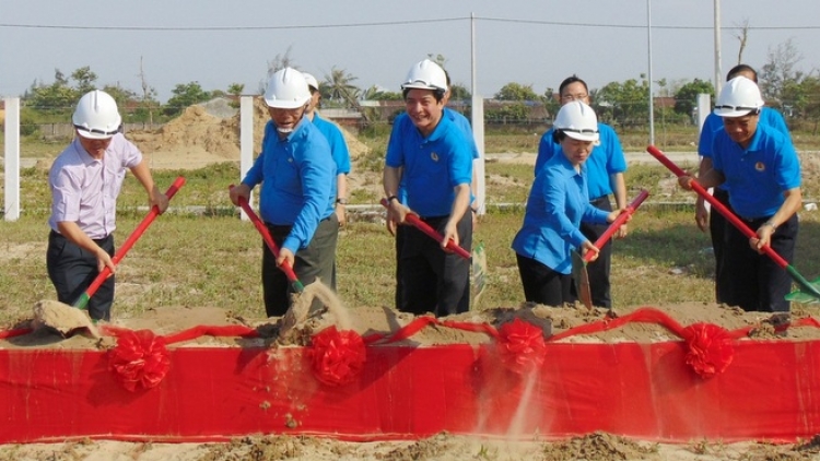 Tổng Liên đoàn Lao động Việt Nam k’rong bhrợ lấh 370 tỷ đồng bhrợ padưr zâp thiết chế Công đoàn đhị KCN Điện Nam-Điện Ngọc