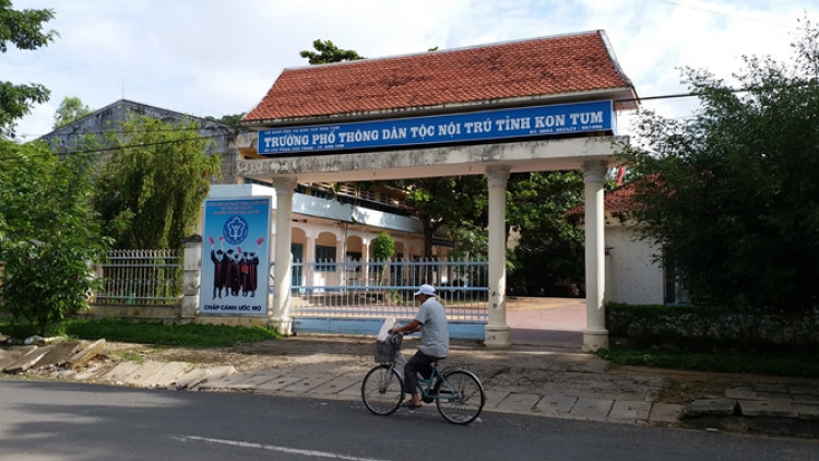 Kon Tum: K’đhơợng xay bhrợ têng bh’rợ pay zên học phụ đạo cóh trường PTDT nội trú tỉnh
