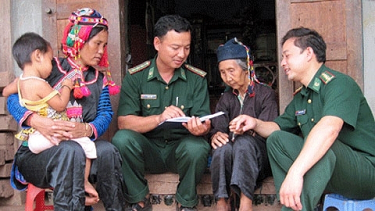 Bộ đội Biên phòng Lao Cai: T’bhlâng bhrợ têng bh’rợ xay moon, p’too pa choom đhanuôr