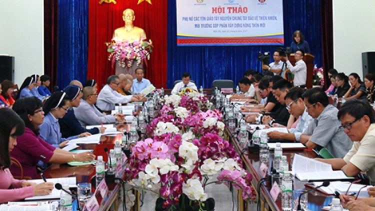 Pân đil apêê tôn giáo Tây Nguyên pa zum têy zư lêy cruung đác crâng ca coong, chroi đoọng bhrợ pa dưr vel bhươl t’mêê