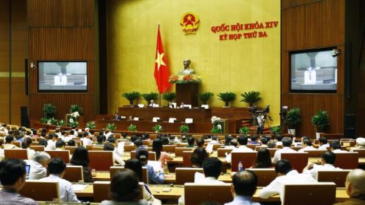 Quốc hội p’têệt cớ bh;rợ prá xay muy bơr dự án Luật