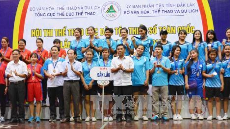 Bhrợ têng xang bh’rợ tr’thi thể thao pazêng c’bhúh manuýh acoon cóh prang k’tiếc k’ruung g’lúh X, zr’lụ II, c’moo 2017