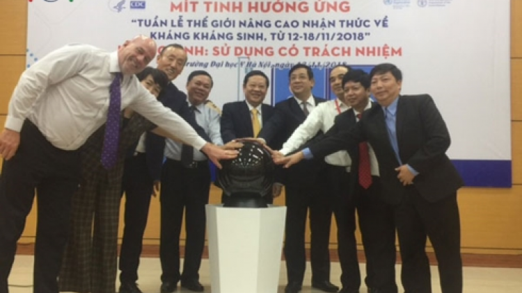 Bấc bh’rợ xơợng đươi apêê t’ngay zêl kháng sinh