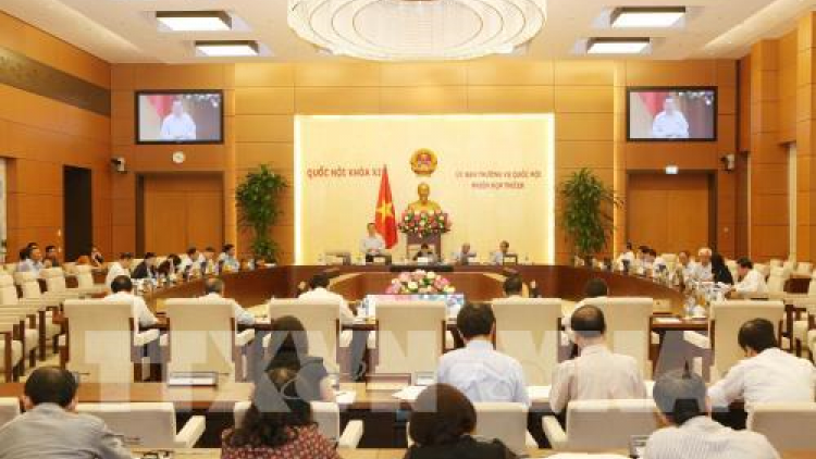 Ủy ban Thường vụ Quốc hội đoọng boóp p’rá ooy Dự án Luật B’băn