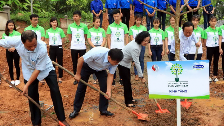P’căn Trương Tthị Mai, Ủy viên Bộ Chính trị, Trưởng ban P’too đha nuôr Trung ương bhrợ bhiệc đhị tỉnh Bắc Kạn