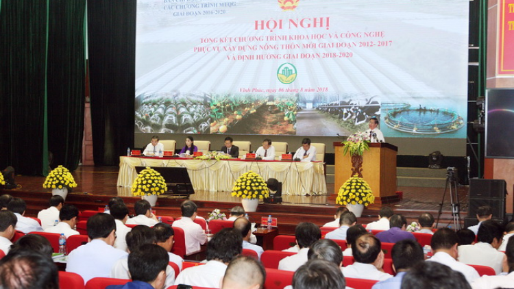 Phó Thủ tướng Vương Đình Huệ pấh Hội nghị đươi dua khoa học công nghệ ooy đắh bhrợ padưr vel bhươl t’mêê